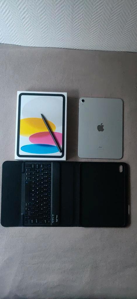Apple iPad (10th Gen) 64 GB Wi-Fi als nieuw + toetsenbord., Computers en Software, Apple iPads, Zo goed als nieuw, Overige modellen