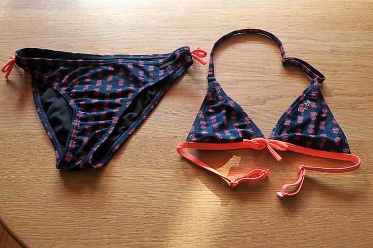 Protest bikini maat 152 sjiek donkerblauw met fruitprint, Kinderen en Baby's, Kinderkleding | Maat 152, Zo goed als nieuw, Meisje