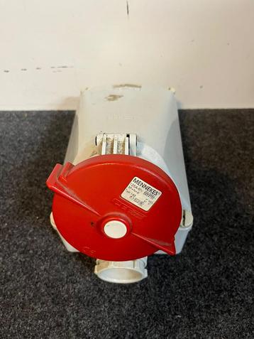 Mennekes 125A, 5 polig Industriële Stekkerdoos beschikbaar voor biedingen