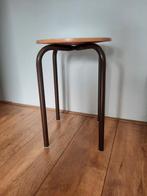 Vintage schoolkruk / bijzettafeltje, Ophalen of Verzenden, Gebruikt, Hout