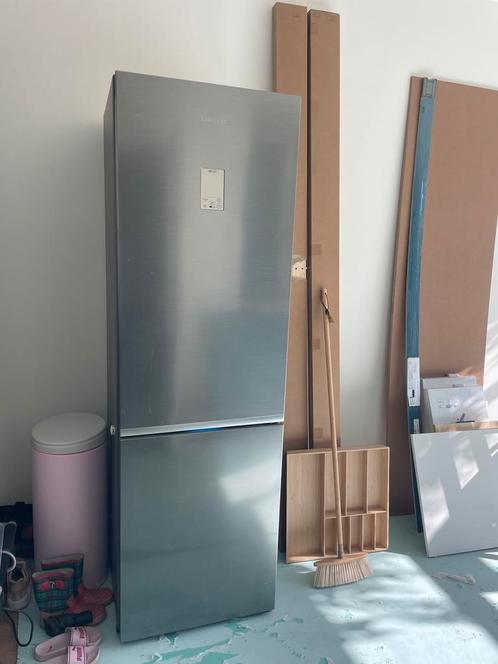Koel vries combinatie samsung no frost, Witgoed en Apparatuur, Koelkasten en IJskasten, Zo goed als nieuw, Met aparte vriezer