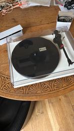 Pro ject debut carbon wit draaitafel, Audio, Tv en Foto, Platenspelers, Ophalen of Verzenden, Zo goed als nieuw, Platenspeler