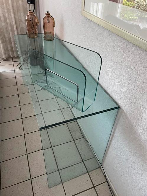 Glazen(helder)  sidetable incl glazen lectuurbak, Huis en Inrichting, Tafels | Sidetables, Zo goed als nieuw, 25 tot 50 cm, 100 tot 150 cm