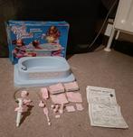 Vintage Barbie Heart Family Bathtub playset 1987, Verzamelen, Poppen, Ophalen of Verzenden, Zo goed als nieuw, Accessoires