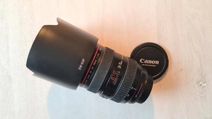Canon EF 24-70mm f/2.8.0L USM met zonnekap, Audio, Tv en Foto, Fotografie | Lenzen en Objectieven, Gebruikt, Standaardlens, Zoom