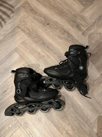 Nieuwe skeelers mt 40 beschikbaar voor biedingen