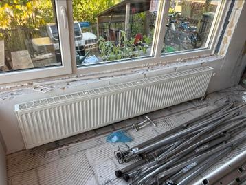 Set van 2 radiatoren beschikbaar voor biedingen