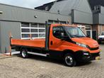 Iveco Daily 35C15 Trekhaak 3500kg Laadklep 500kg Navigatie O, Auto's, Bestelauto's, Gebruikt, Zwart, Iveco, 2520 kg