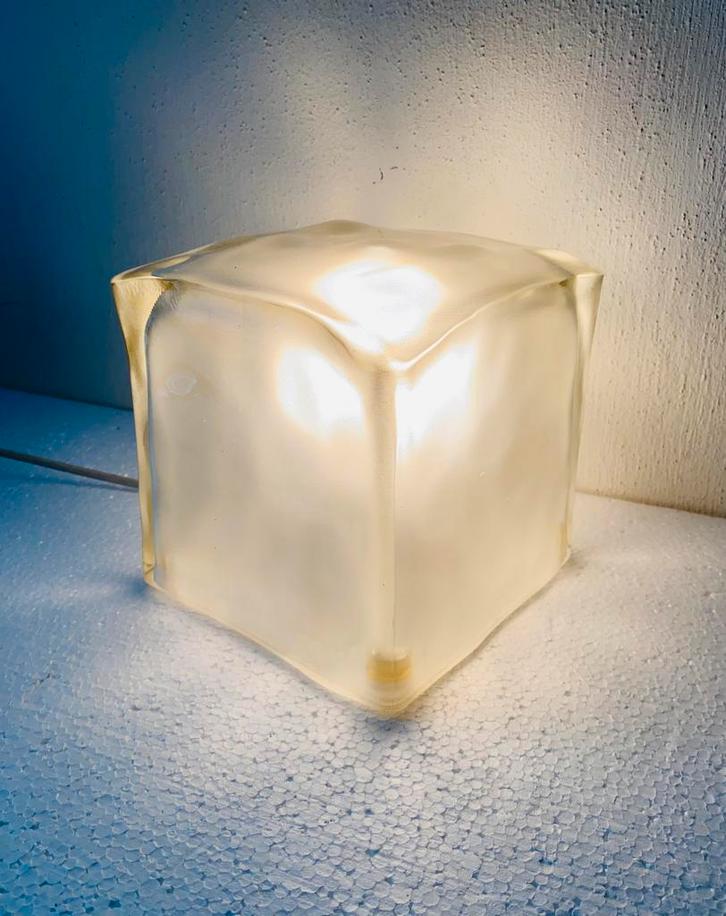 Ice Cube lamp van Ikea , Iviken , jaren 90, Huis en Inrichting, Lampen | Tafellampen, Gebruikt, Minder dan 50 cm, Glas, Ophalen of Verzenden
