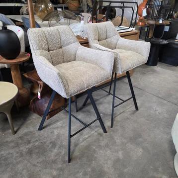 4 x Draaibare Barkruk Thandie Boucle Zand van Lifestylefurn beschikbaar voor biedingen