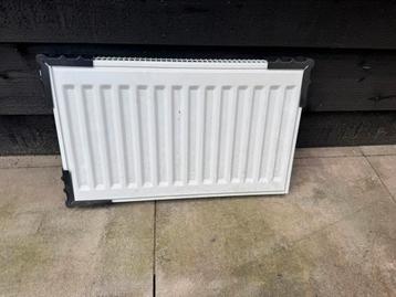 Henrad paneelradiator 500x300 beschikbaar voor biedingen