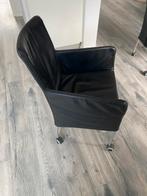 4 mooie eetkamerstoelen op wieltjes, echt leer, goede staat, Zwart, Leer, Ophalen of Verzenden, Zo goed als nieuw