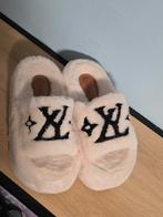 Nieuwe slippers maat 38 nieuw in de doos, U, Nieuw, Ophalen of Verzenden, H