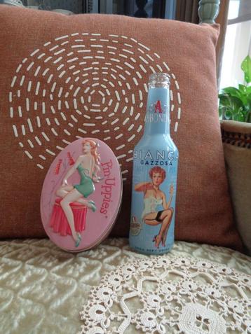 Vintage Roze Blikje Pin-Uppies en Pin Up Fles ** Mimosa ** beschikbaar voor biedingen