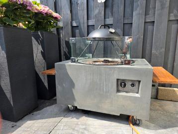 Happy cocooning met grillplaat beschikbaar voor biedingen