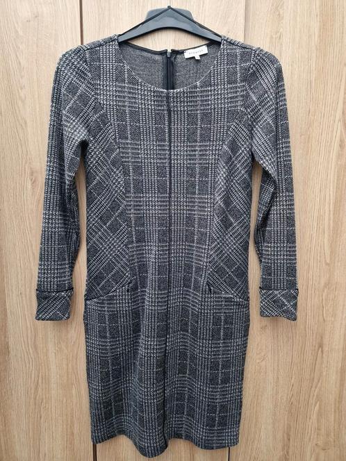 NIEUW Nette kantoorjurk mt 34 Promiss geruit zwart/wit, Kleding | Dames, Jurken, Nieuw, Maat 34 (XS) of kleiner, Zwart, Boven de knie
