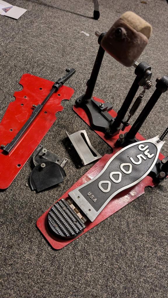 DW 5000 Dubbel/enkel Pedaal '80s - Onderdelen/Project, Muziek en Instrumenten, Percussie, Gebruikt, Ophalen of Verzenden