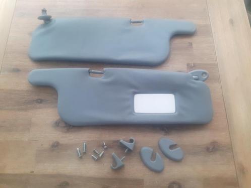 ORIGINELE ZONNEKLEP L+R - TOYOTA STARLET P9 - Complete Set, Auto-onderdelen, Interieur en Bekleding, Toyota, Nieuw, Verzenden