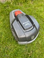 Husqvarna Automower 105, Tuin en Terras, Robotmaaiers, Ophalen, Zo goed als nieuw, 20 tot 25 cm
