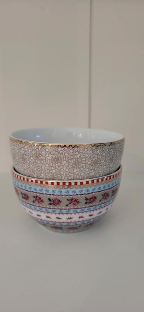 Pip Studio Kommen - Floral (waaronder Ribbon Rose), Huis en Inrichting, Keuken | Servies, Zo goed als nieuw, Kom(men), Overige stijlen