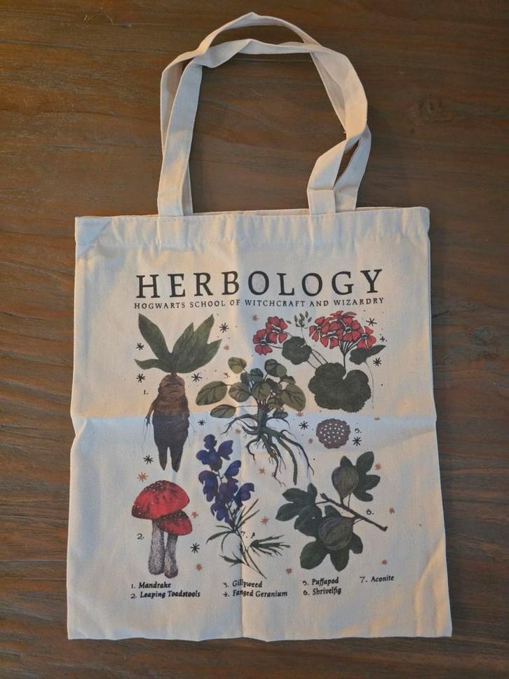 NIEUW Harry Potter Herbology totebag, Verzamelen, Harry Potter, Nieuw, Overige typen, Ophalen of Verzenden