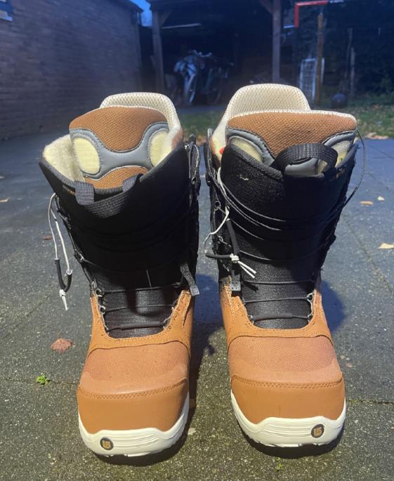 Burton Snowboarding boots, Sport en Fitness, Snowboarden, Ophalen of Verzenden, Zo goed als nieuw, Schoenen