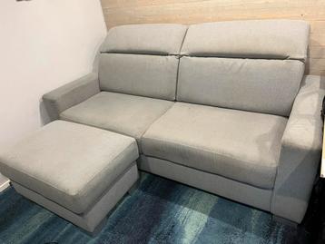 Gratis Bank + Hocker beschikbaar voor biedingen