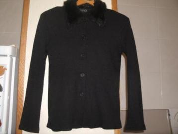 Gebreide vest jasje met knoppen maat 36 S zwart