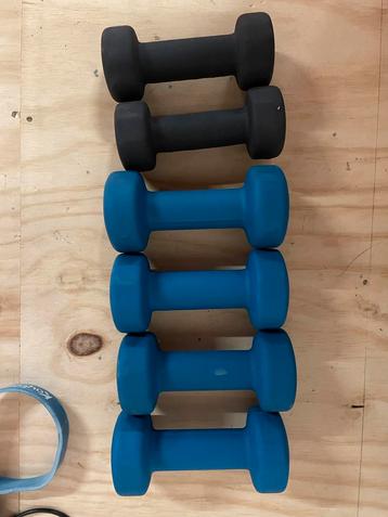 Dumbells beschikbaar voor biedingen