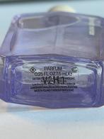 Ariana Grande - god is a woman miniature 7,5ml parfum, Ophalen of Verzenden, Nieuw, Miniatuur, Gevuld