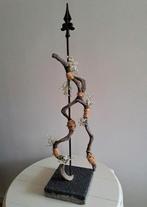 Bloemstuk druiventak kunstbloemen en spijl ornament, Ophalen of Verzenden