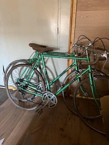 Race fiets  beschikbaar voor biedingen