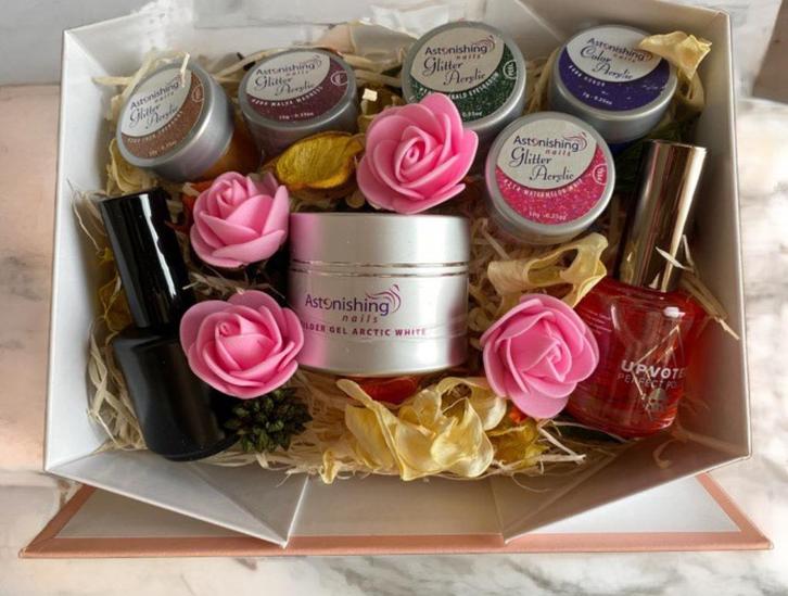 Nagelverzorgingsset – Het perfecte cadeau voor haar! - Nieuw, Sieraden, Tassen en Uiterlijk, Uiterlijk | Cosmetica en Make-up