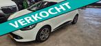 Renault Clio 0.9 TCe ECO Night&Day 5 deurs airco navi onderh, Voorwielaandrijving, Stof, Gebruikt, Zwart