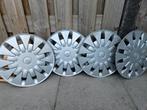 15 inch wieldoppen fiesta 4 stuks, Auto diversen, Wieldoppen, Ophalen of Verzenden, Zo goed als nieuw