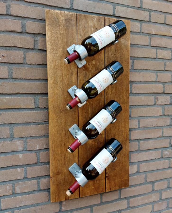 Wijnrek van steigerhout en steigerbuis voor 4 flessen  Nieuw, Huis en Inrichting, Woonaccessoires | Wijnrekken, Nieuw, 75 cm of meer