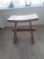 Houten kruk/tafeltje, Ophalen, Hout