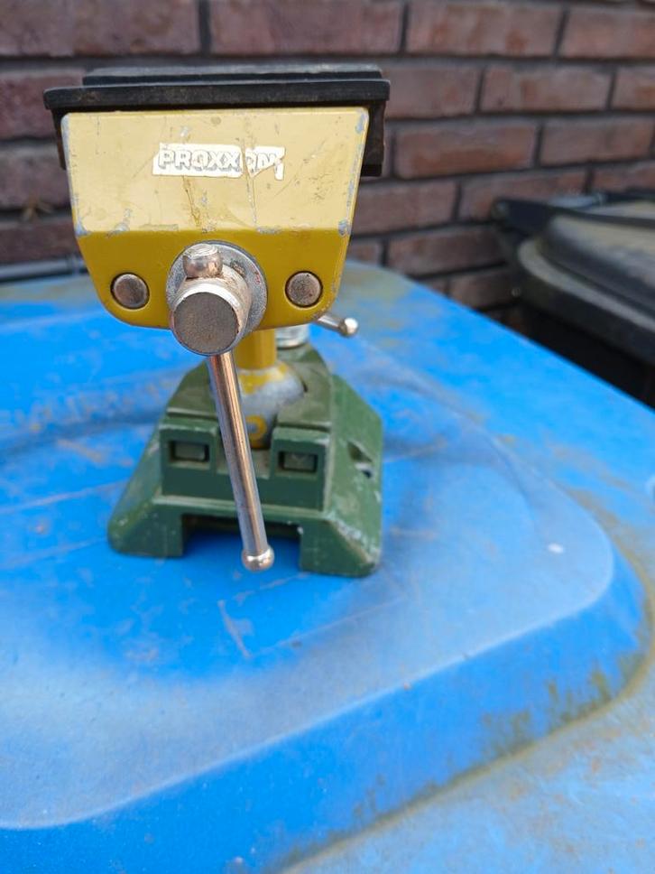 Bankschroef - Proxxon, Doe-het-zelf en Verbouw, Gereedschap | Handgereedschap, Zo goed als nieuw, Ophalen of Verzenden