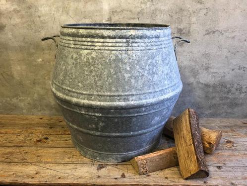 Grote zinken ton | wastobbe | dollytub | plantenbak | olijf, Tuin en Terras, Bloembakken en Plantenbakken, Gebruikt, Metaal, Binnen