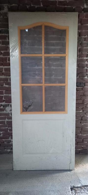 Nieuwe deur beschikbaar voor biedingen