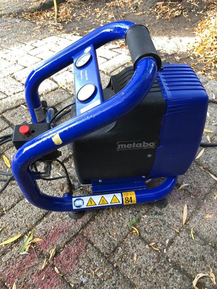 compressor metabo--mobiele compressor--werkt prima., Doe-het-zelf en Verbouw, Compressors, Gebruikt, 6 tot 10 bar, Minder dan 25 liter