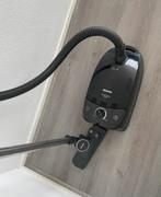 Miele stofzuiger, Witgoed en Apparatuur, Ophalen, Gebruikt, 1600 tot 2000 watt, Stofzuiger