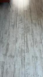 Lichtgrijze laminaatvloer circa 80m2, Ophalen, Gebruikt, 50 tot 150 cm, 10 tot 30 cm