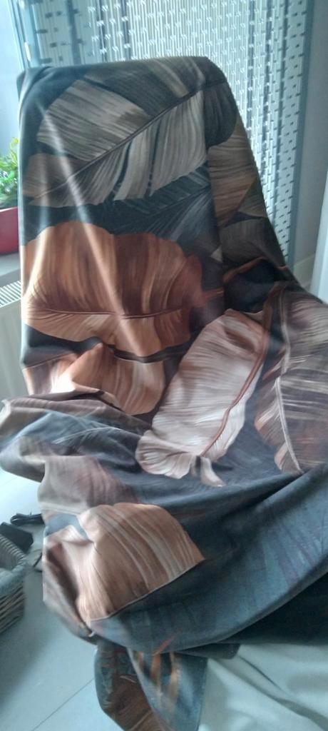 Schitterede velours gordijnstof , in echt zijn kleuren mooie, Huis en Inrichting, Stoffering | Behang, Beige, Bruin, Groen, minder dan 10 m²