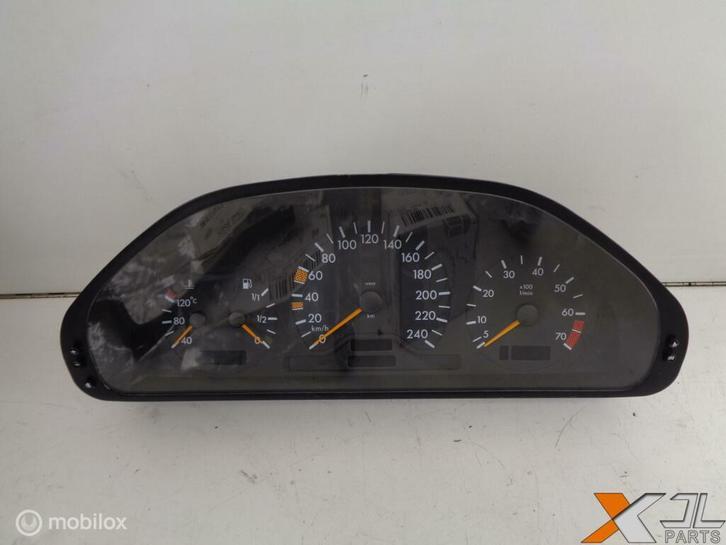 C-KLASSE W202 C180 C200 TELLERKLOK COMBIKLOK  A2025409448, Auto-onderdelen, Dashboard en Schakelaars, Mercedes-Benz, Gebruikt