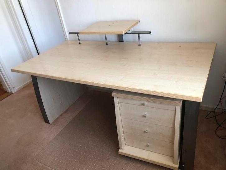 Bureau, ladenblok en kast, kleur agorn, Huis en Inrichting, Bureaus, Zo goed als nieuw, Bureau, Ophalen