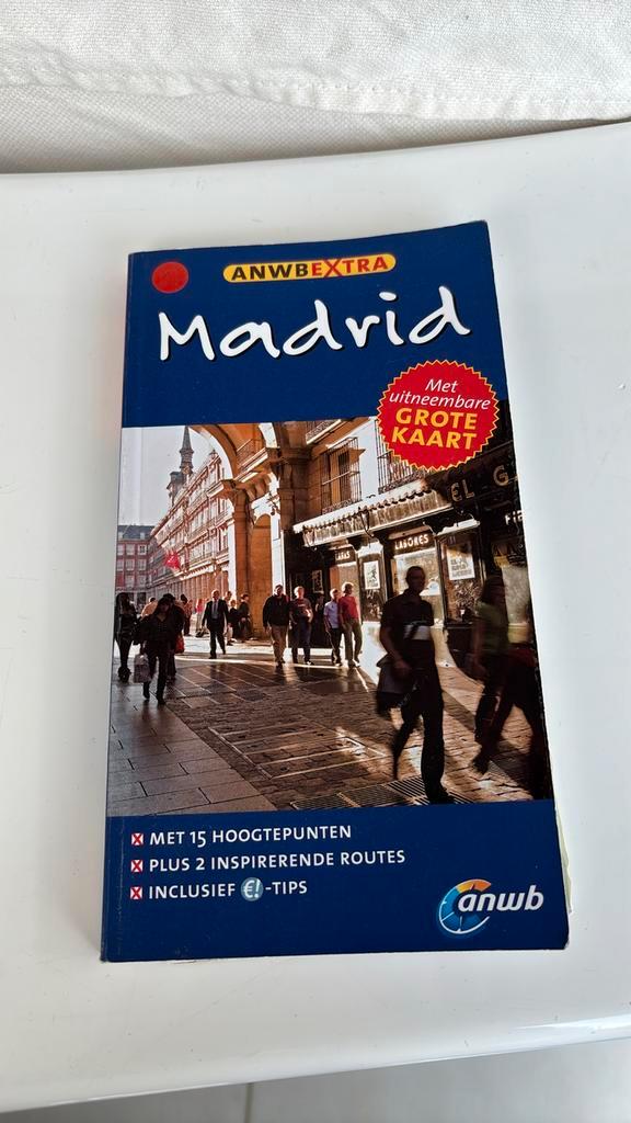 Manuel Garcia Blazquez - Madrid, Boeken, Reisgidsen, Zo goed als nieuw, Reisgids of -boek, Europa, ANWB, Ophalen of Verzenden