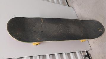 Skateboard beschikbaar voor biedingen