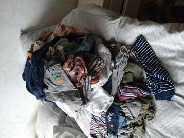 Pakket babykleding jongen maat 62-68 beschikbaar voor biedingen