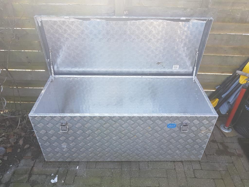 Opbergkist aluminium, Ophalen of Verzenden, Zo goed als nieuw